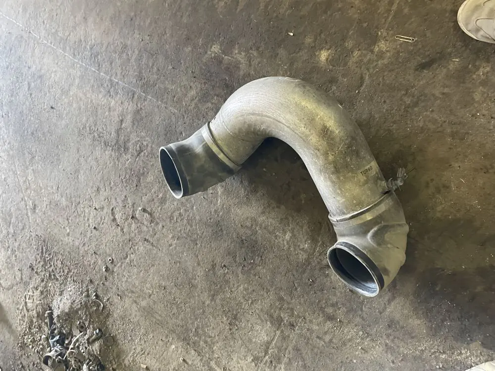 2005 Freightliner FLD120SD Exhaust Pipe & Part - Lomoca Heavy Truck Parts